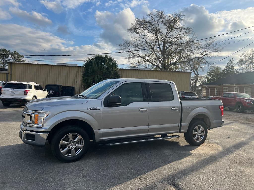 2020 Ford F-150 XLT's photo