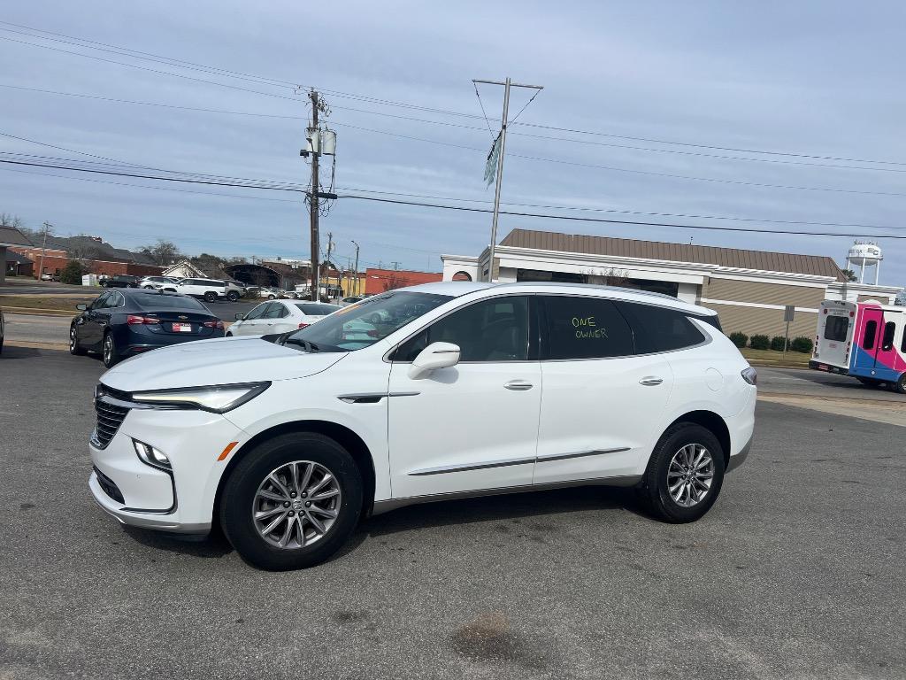 2024 Buick Enclave Premium's photo