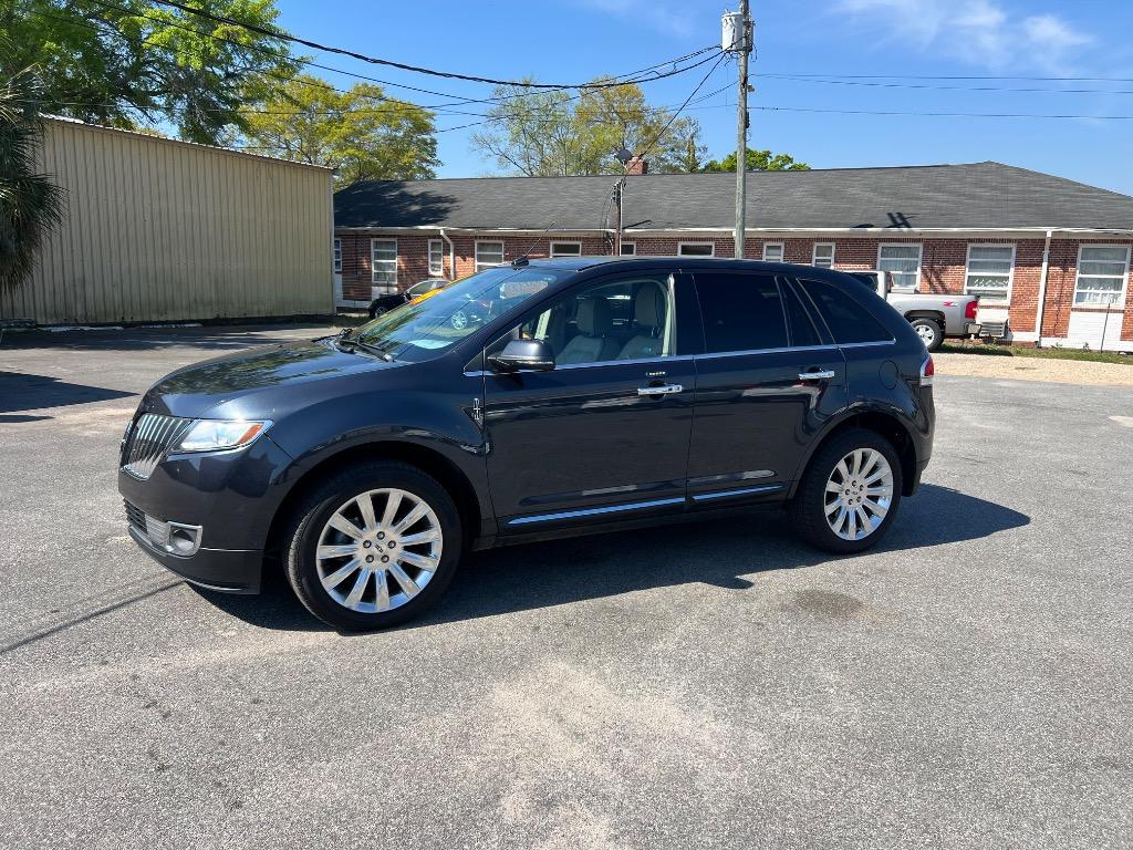 2013 Lincoln MKX Base