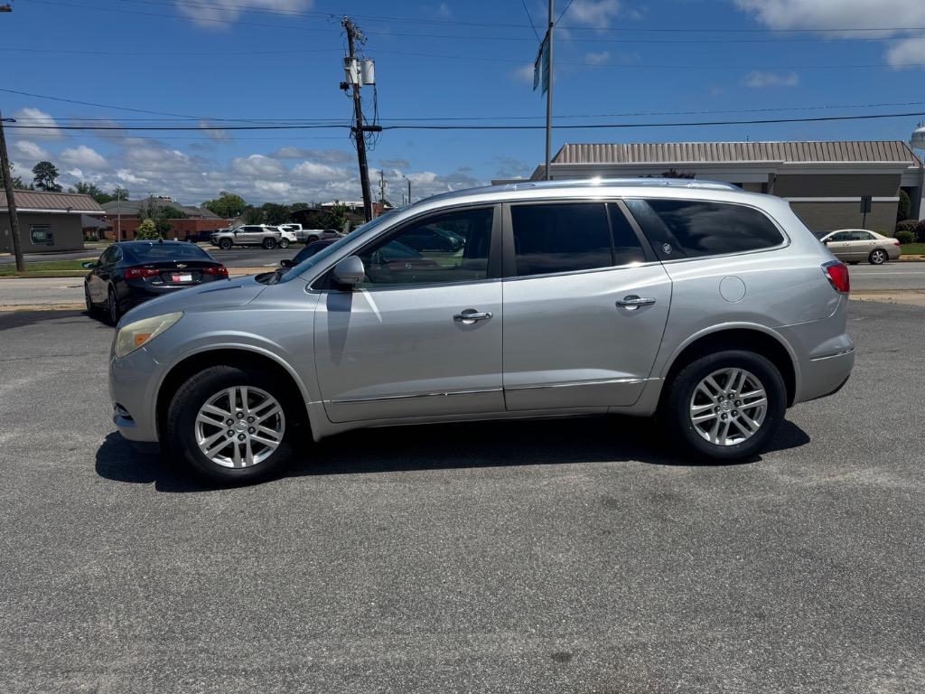 2015 Buick Enclave Convenience's photo
