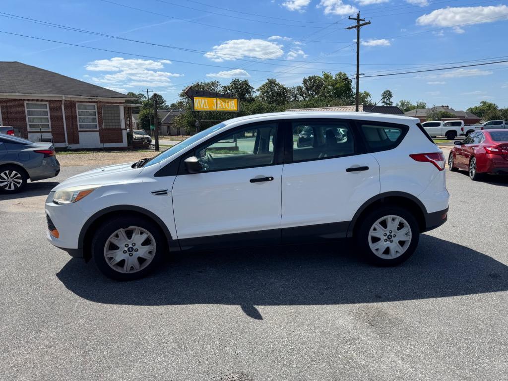 2014 Ford Escape S's photo