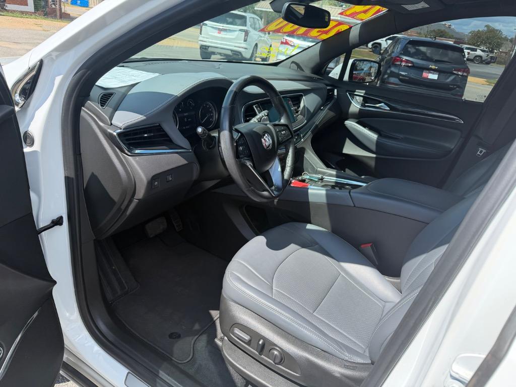 Buick Enclave photo 9
