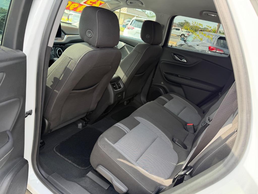 Chevrolet Blazer photo 6